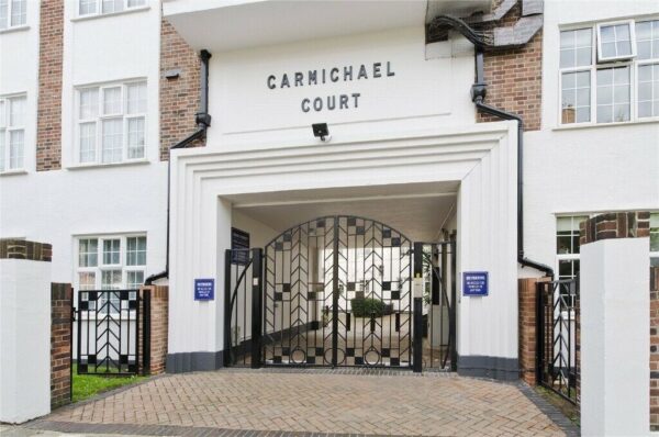 Impressive 3 bedroom 2nd floor gated residential development very close to river Thames available to rent in Barnes SW13