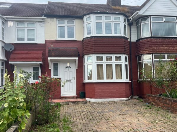 Coniston Avenue, Perivale, UB6