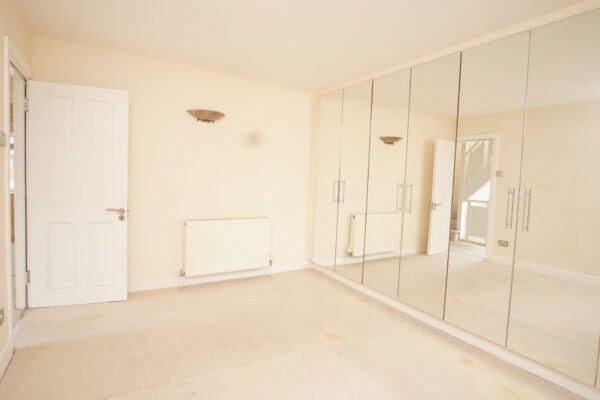 Wykenham Hill, Wembley, HA99RZ