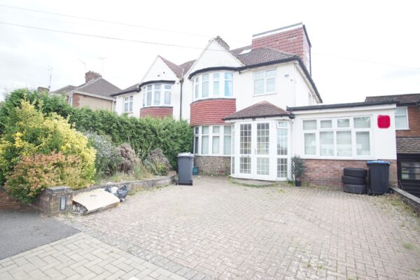 Wykenham Hill, Wembley, HA99RZ