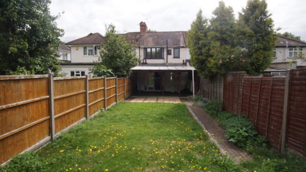 Empire Road, Perivale, UB6